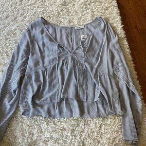 Holister long sleeve top!